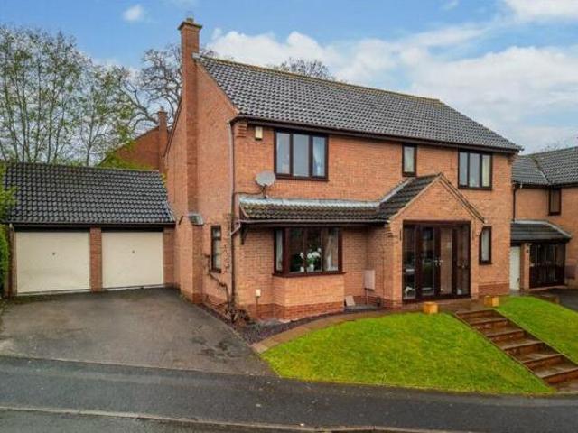 House for sale in Oakenshaw South, Redditch