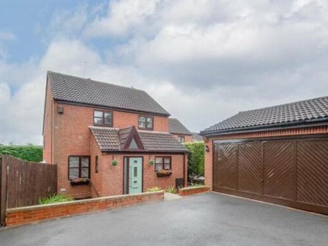 House for sale in Redditch, Worcestershire