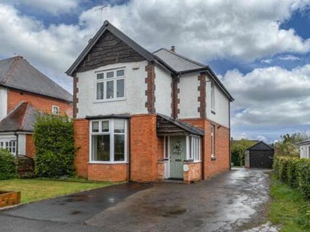 House for sale in Redditch, Worcestershire