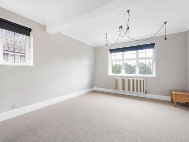 Farm for sale in London Borough of Bromley, Greater London