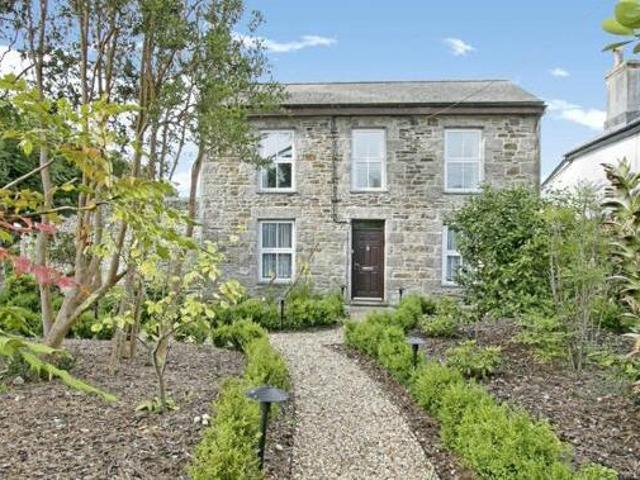 House for sale in Mount Ambrose, Cornwall