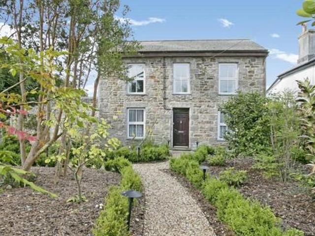 House for sale in Mount Ambrose, Cornwall