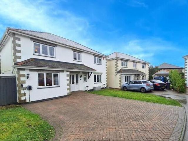 House for sale in Mount Ambrose, Cornwall
