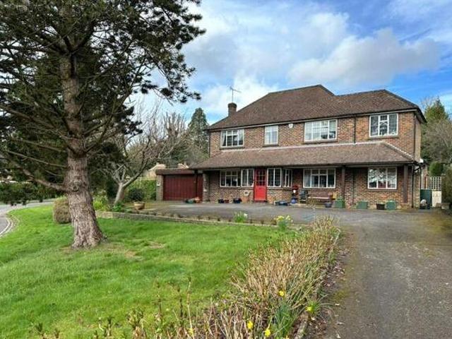 House for sale in Red Hill, Surrey