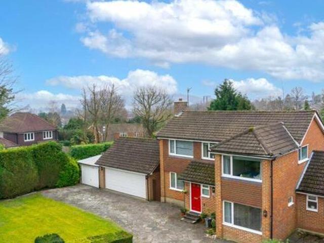 House for sale in Red Hill, Surrey