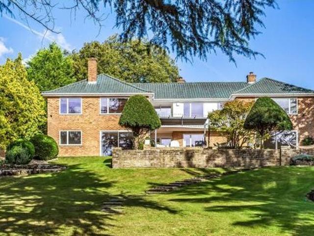 House for sale in Red Hill, Surrey