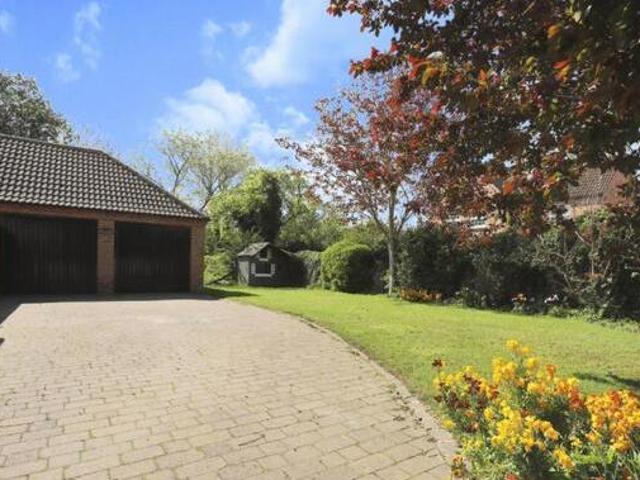 House for sale in Hallcroft, Costhorpe