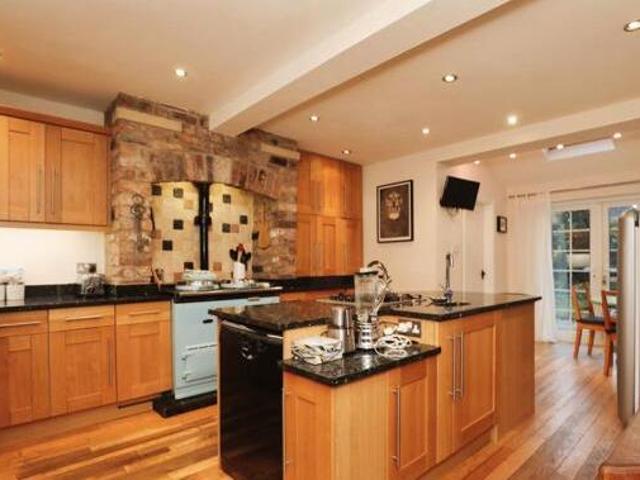 House for sale in Costhorpe, East Midlands