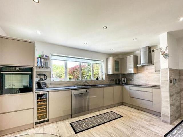 House for sale in Costhorpe, East Midlands