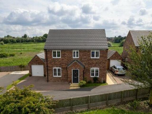 House for sale in Hallcroft, Costhorpe