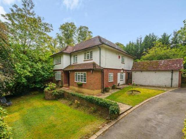 House for sale in Batchworth, Hertfordshire