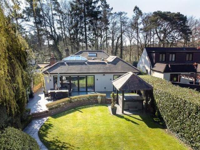 House for sale in Batchworth, Hertfordshire