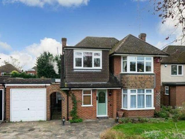 House for sale in Batchworth, Hertfordshire