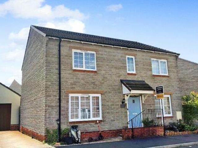 House for sale in Swindon
