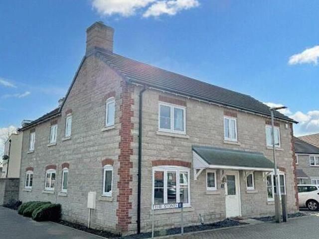 House for sale in Swindon