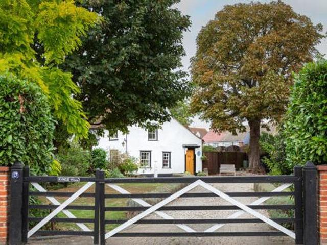 House for sale in Rochford, Essex
