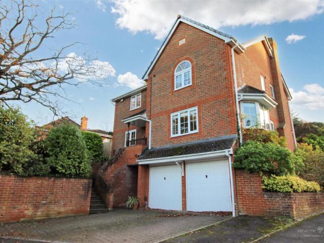 Farm for sale in Roebuck, Shephall
