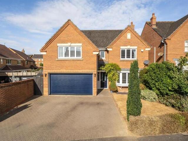 Farm for sale in Wootton, Northamptonshire