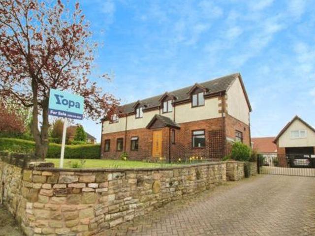 House for sale in Thurcroft, South Yorkshire