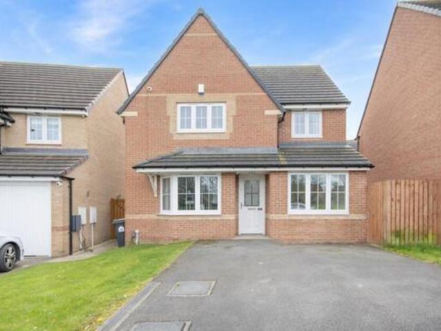 House for sale in Laughton Common, Thurcroft