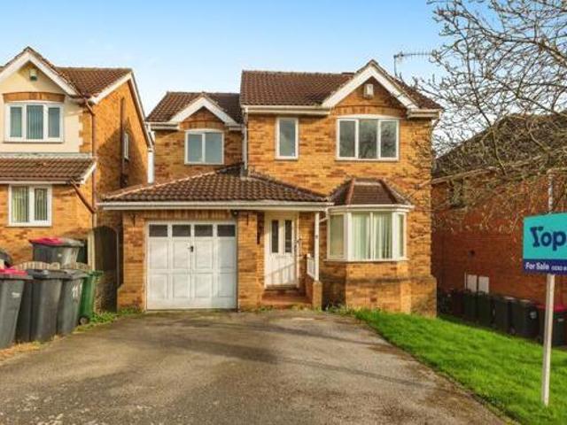 House for sale in Rawmarsh, South Yorkshire