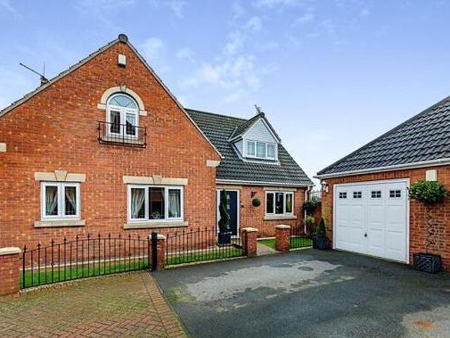 House for sale in Ravenfield, Rotherham