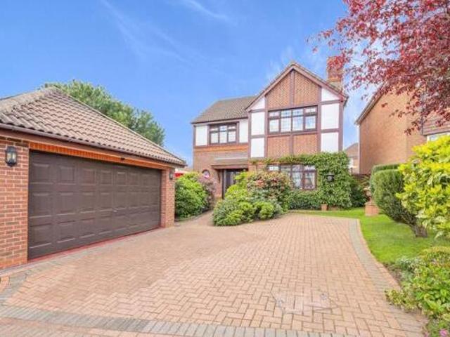 House for sale in Halton