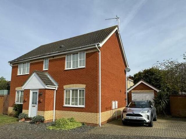 House for sale in Key Street, Suffolk