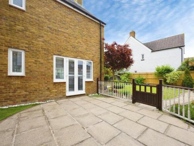 Farm for sale in Bridgefield, Kent