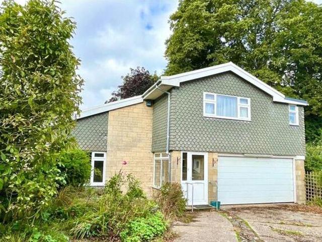 House for sale in Binstead, Ryde