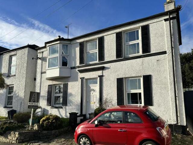 House for sale in Oakfield, Ryde
