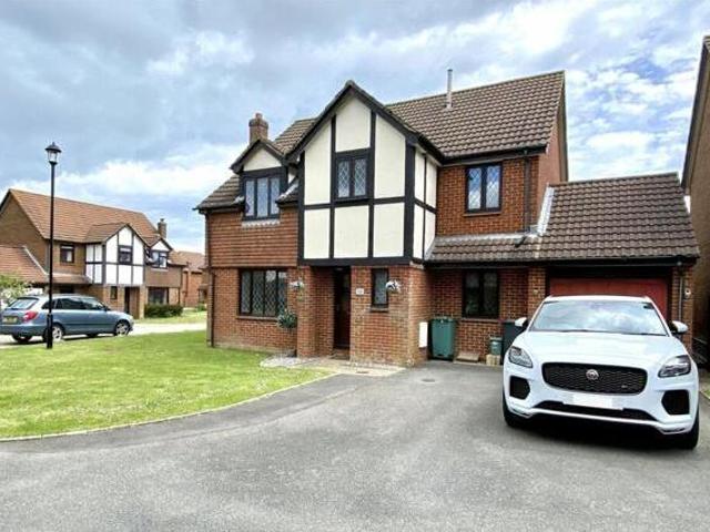 House for sale in Binstead, Ryde
