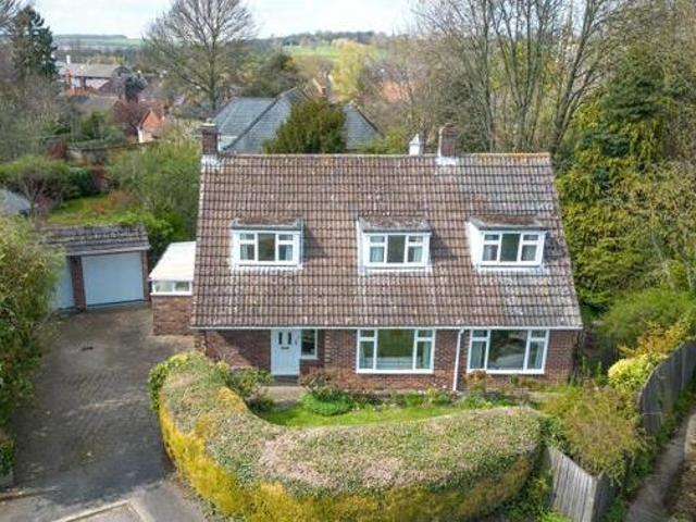 House for sale in Pleasant Valley, Duton Hill