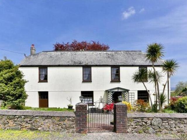House for sale in Saltash, Cornwall