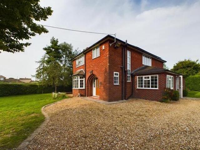 House for sale in Sandbach Heath, Sandbach