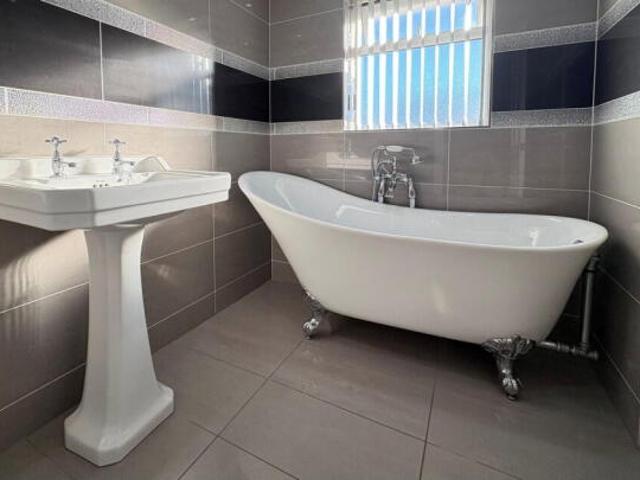 Farm for sale in Waddicar, Sefton