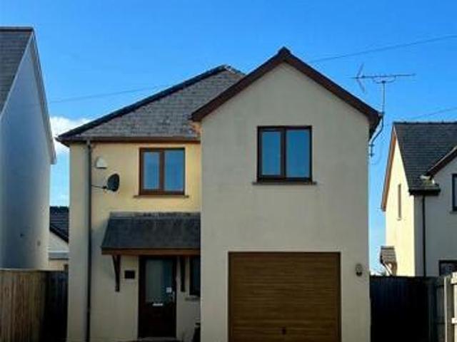 House for sale in Saundersfoot, Wales