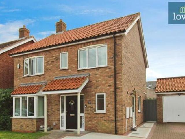 House for sale in Grimsby, North East Lincolnshire