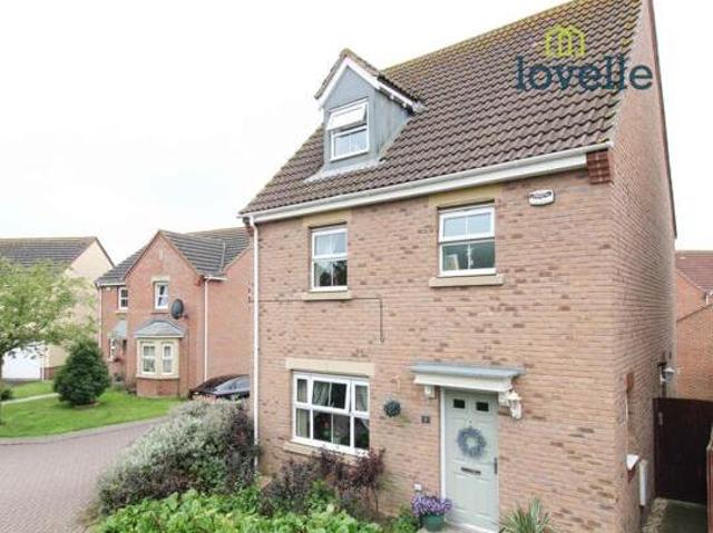 House for sale in Grimsby, North East Lincolnshire