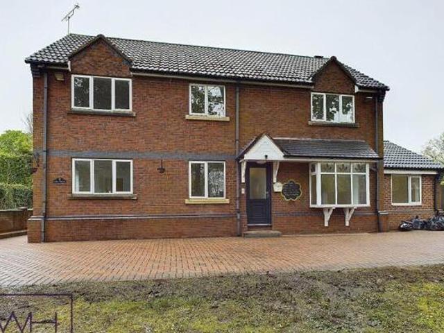 House for sale in Scawthorpe, South Yorkshire
