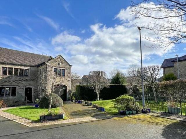 House for sale in Holmfirth, West Yorkshire