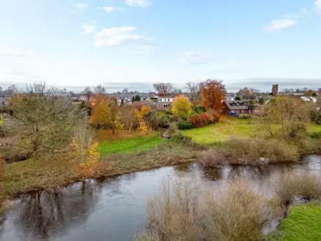 House for sale in Bowling Bank
