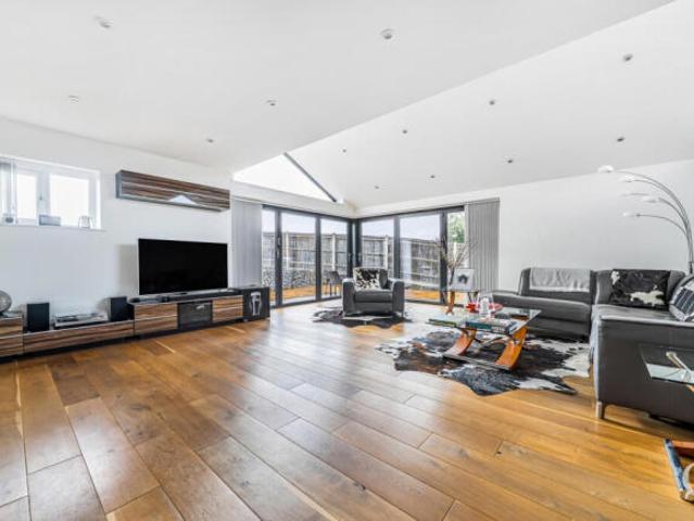Property for sale in Oad Street, Kent
