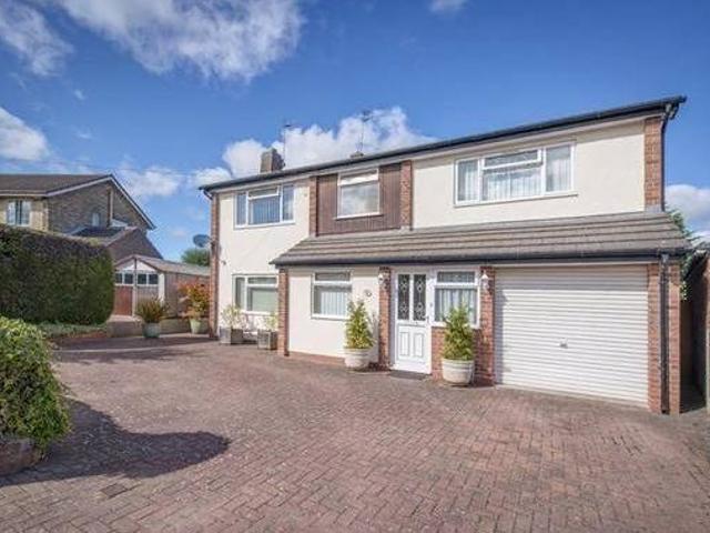 House for sale in Derbyshire Dales, East Midlands