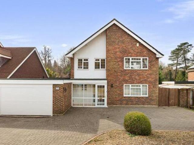 House for sale in Kippington, Sevenoaks