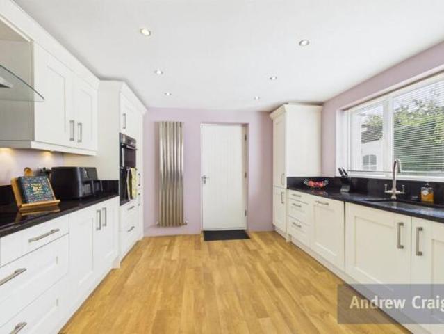 Farm for sale in Dinnington, South Yorkshire