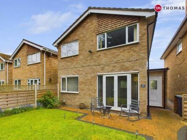 House for sale in Shefford, Bedfordshire