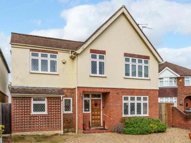House for sale in Lower Halliford, Surrey