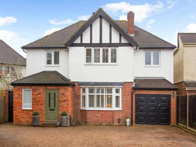 House for sale in Lower Halliford, Surrey