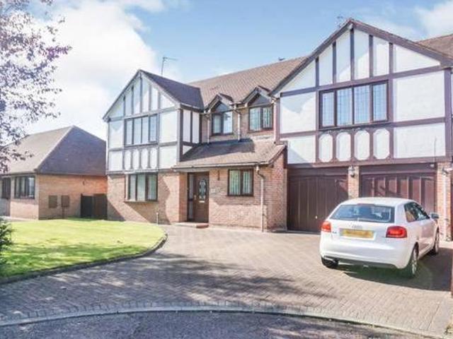 House for sale in Lyons, Greater London